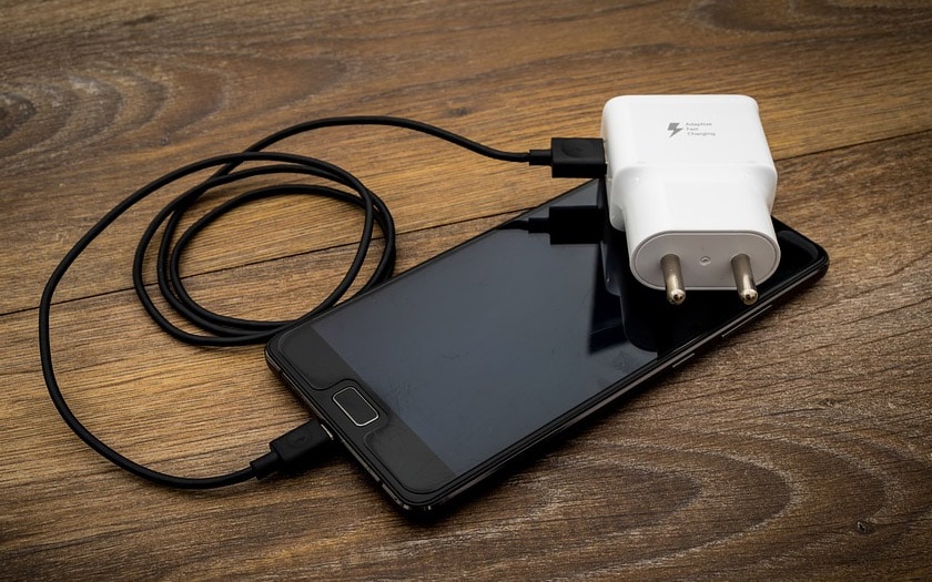 Recharge smartphone : les 5 erreurs à éviter ! - MacManiack Blog